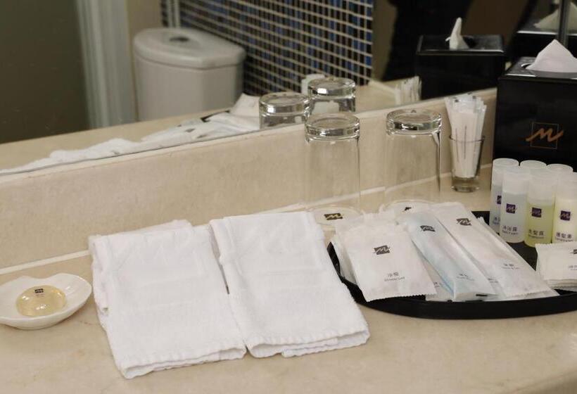 اتاق لوکس, Metropark Hotel Kowloon