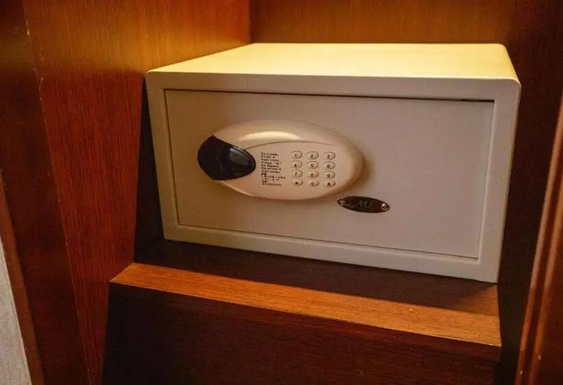 اتاق خانوادگی, Metropark Hotel Kowloon