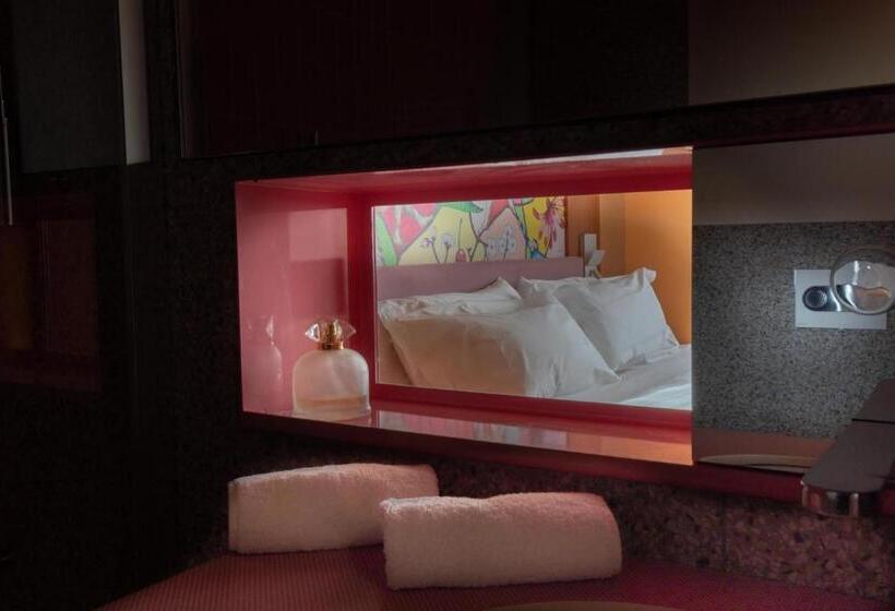 اتاق استاندارد با چشمانداز کوهستان, Omama