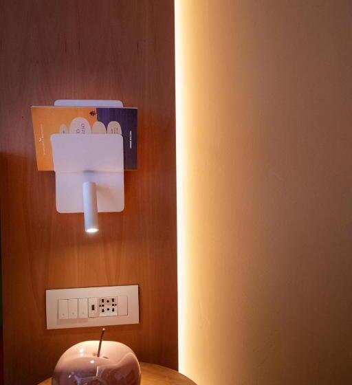 سوییت جونیور, Omama