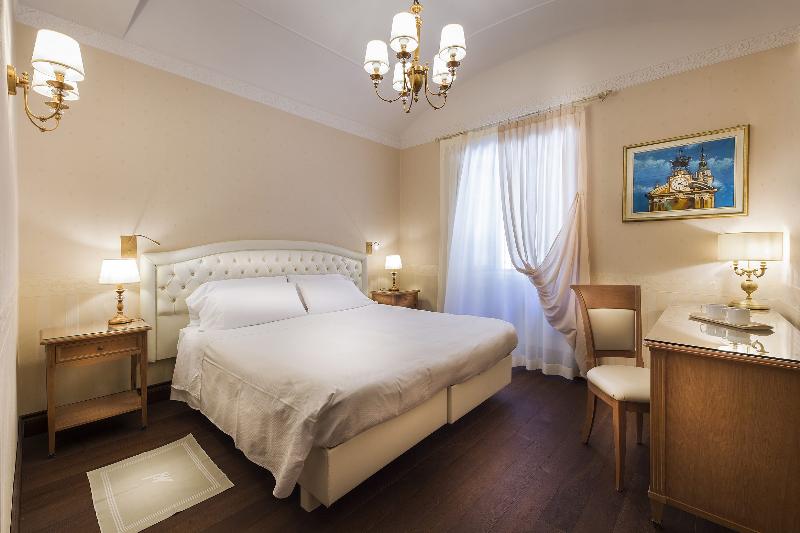 스탠다드 룸, Phi Hotel Principe