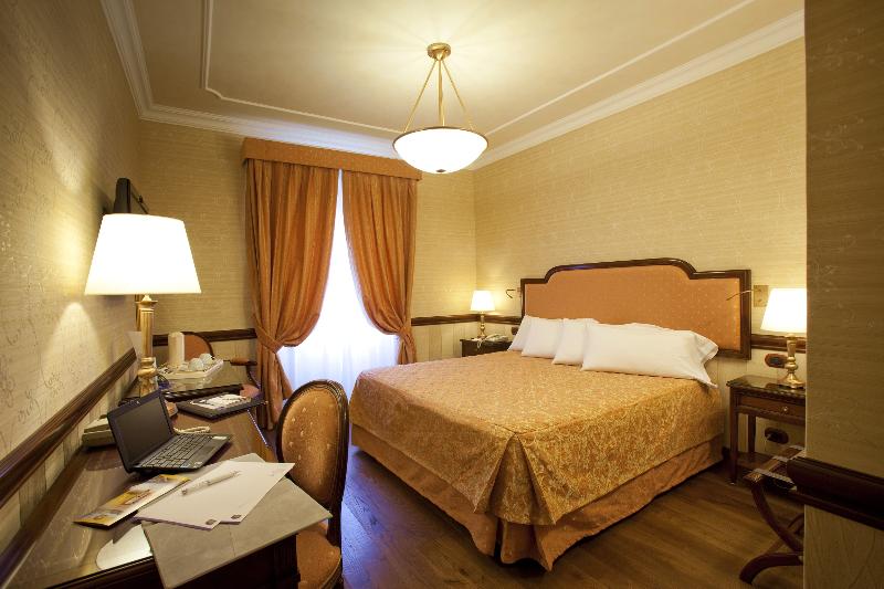 스탠다드 룸, Phi Hotel Principe