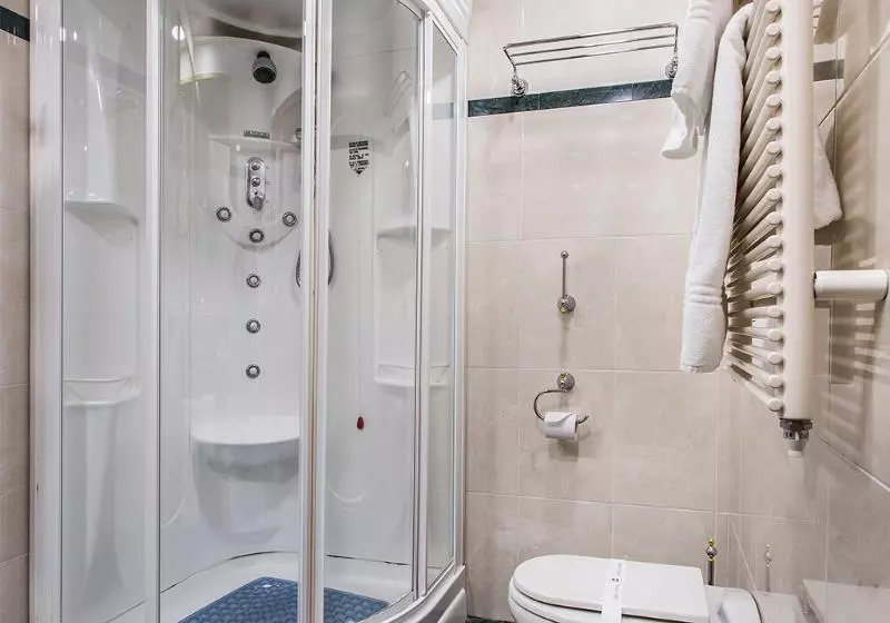 اتاق لوکس, Phi Hotel Principe