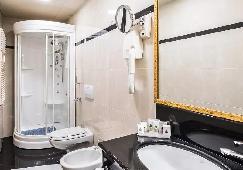 اتاق لوکس, Phi Hotel Principe