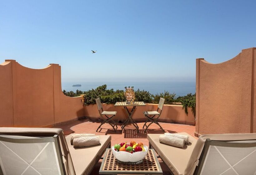 غرفة إدارية مطلة على البحر, Punta Tragara