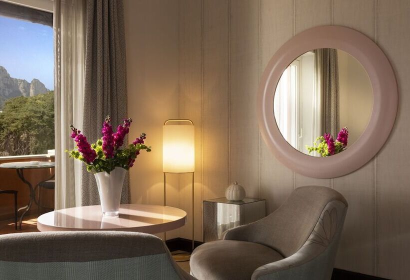 غرفة إدارية مطلة على البحر, Punta Tragara