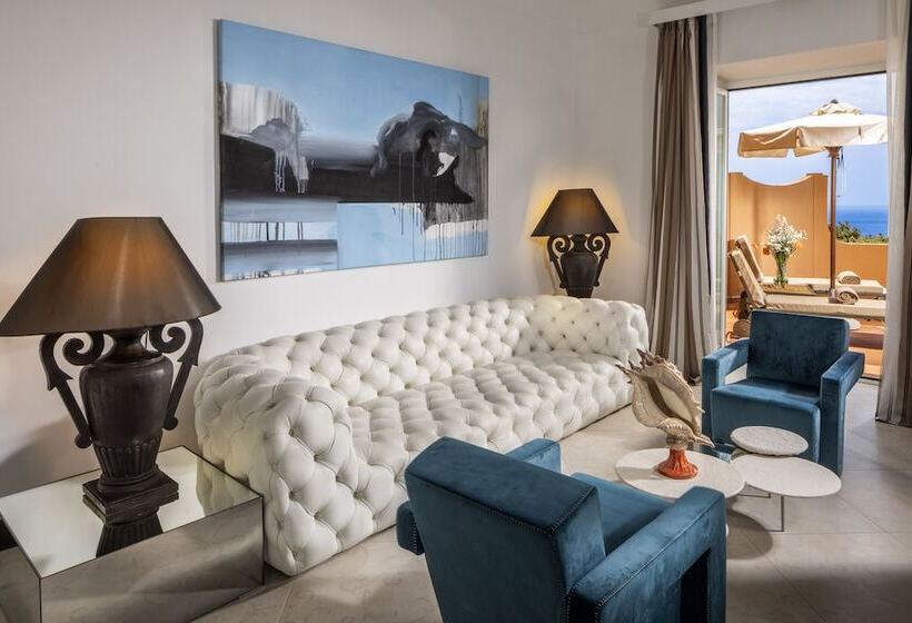 جناح جونيور مطلّ علي البحر, Punta Tragara