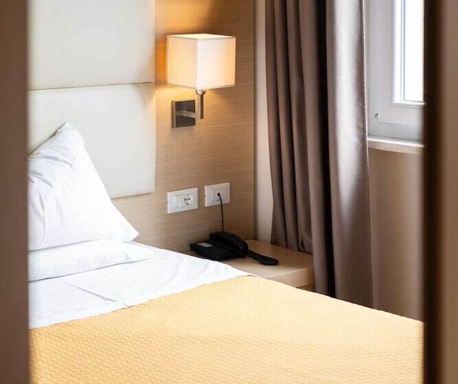 اتاق استاندارد یک نفره, Regina