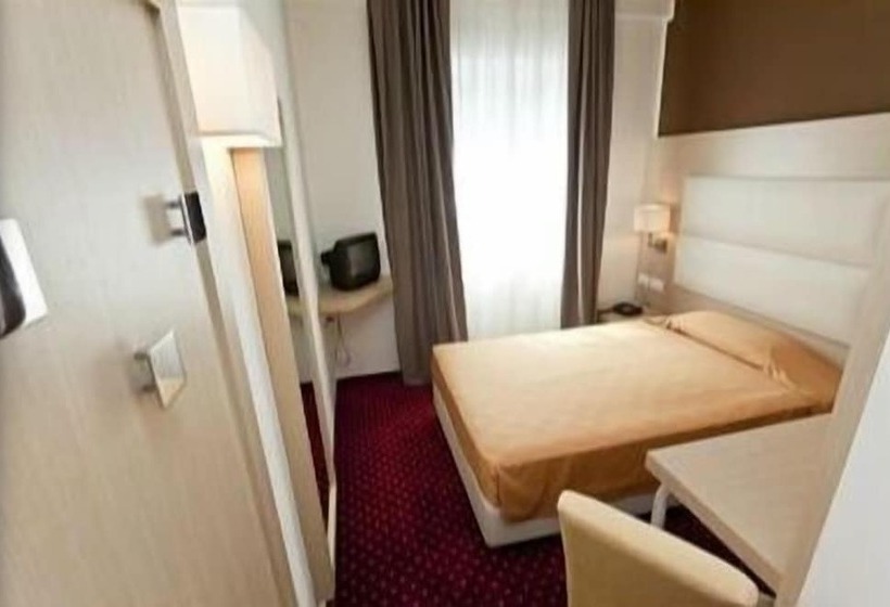 اتاق سوپریور, Regina