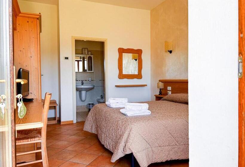 Standard Room, Ristorante La Baitina