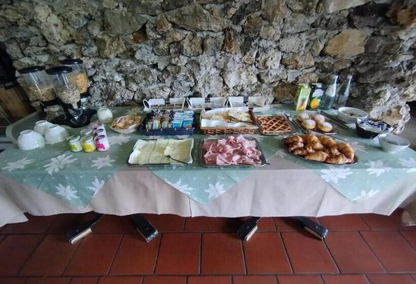 Standard Room, Ristorante La Baitina