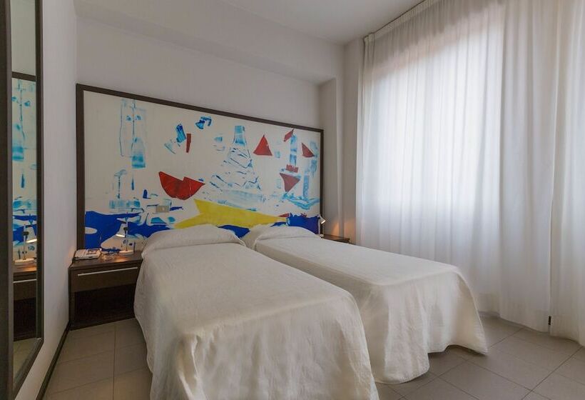 四人标准间, Solarium