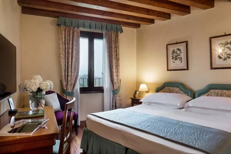 クラシックルーム, Villa Michelangelo Vicenza – Starhotels Collezione