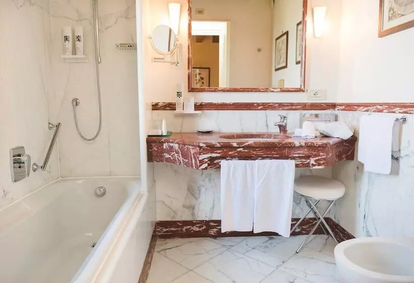 スーペリアールーム, Villa Michelangelo Vicenza – Starhotels Collezione