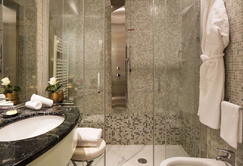 스탠다드 트리플 룸, Villa Michelangelo Vicenza – Starhotels Collezione