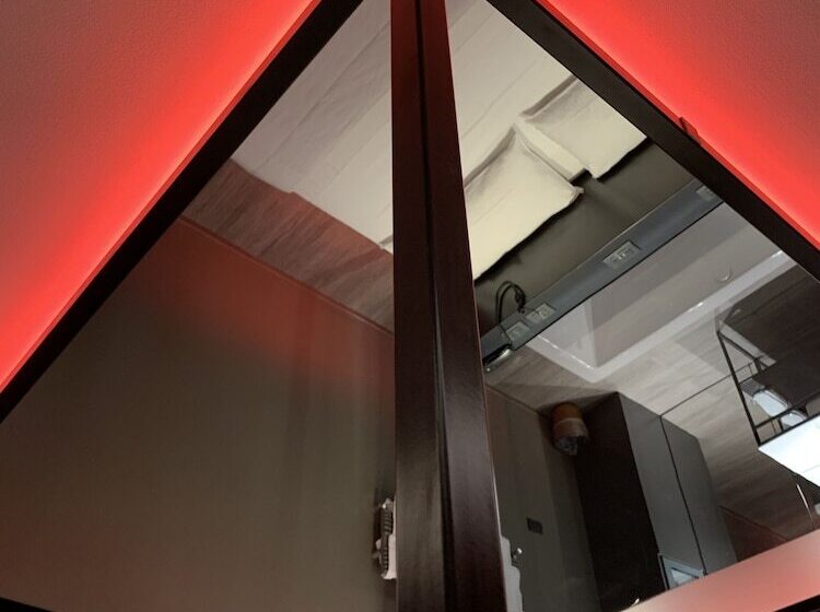 סוויטת ג'וניור, Motel Rona