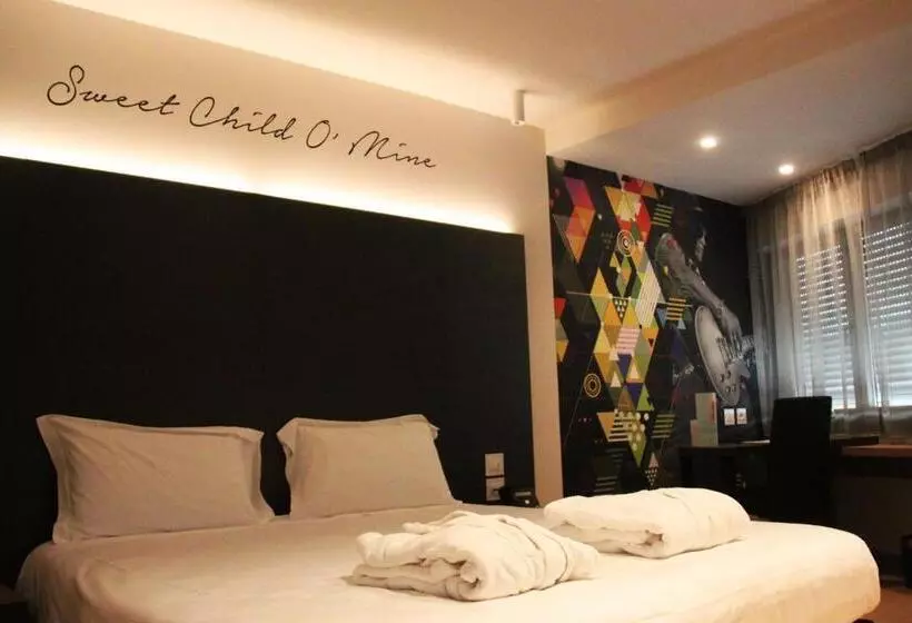 اتاق استاندارد, Suites Hotel Astor