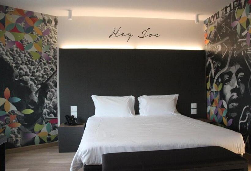 اتاق استاندارد, Suites Hotel Astor