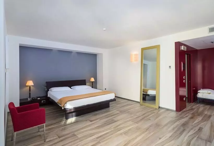スーペリアールーム, Grand Hotel Tiziano e Dei Congressi