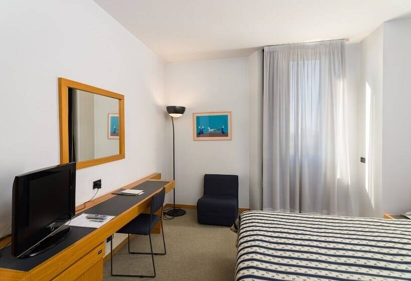 اتاق کلاسیک یک تخته, Grand Hotel Tiziano E Dei Congressi