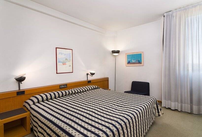 اتاق کلاسیک یک تخته, Grand Hotel Tiziano E Dei Congressi