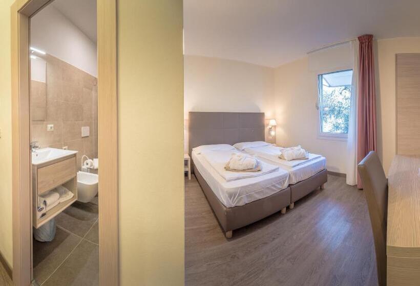 غرفة إقتصادية, Capo Reamol