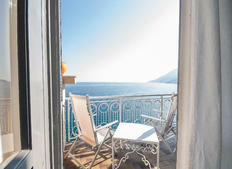 海景经济间, Club Due Torri