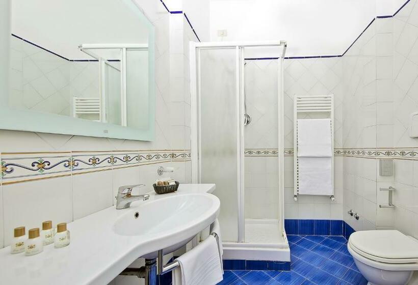 Triple Room Sea View, Club Due Torri