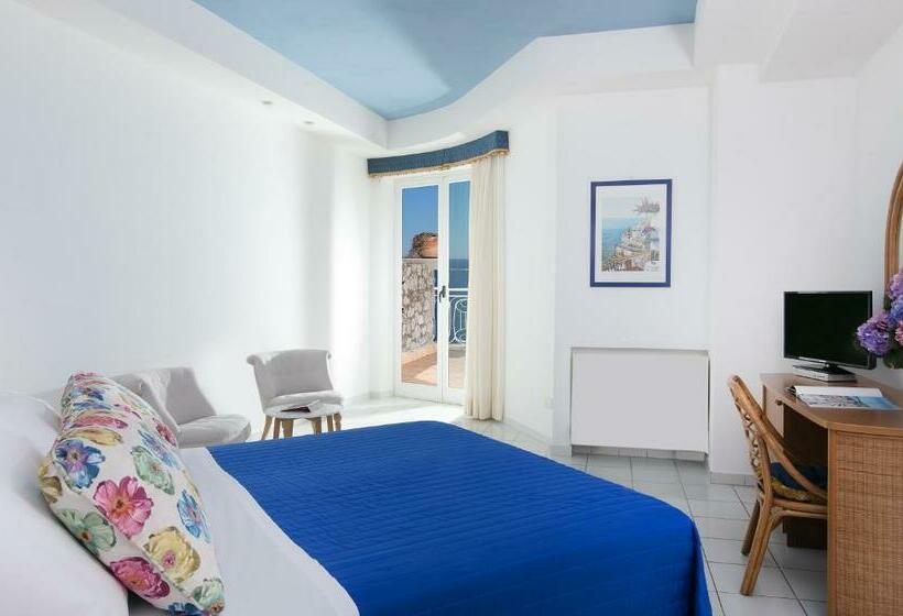 小型套房带阳台, Club Due Torri