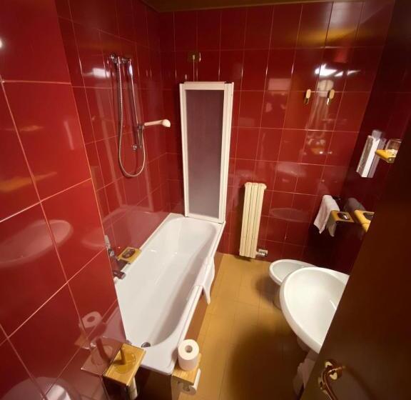 수피리어 룸, Cristallo