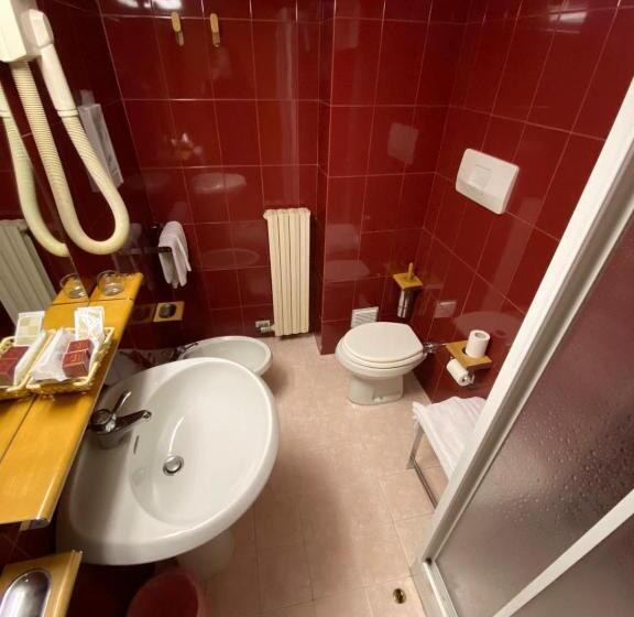 수피리어 룸, Cristallo