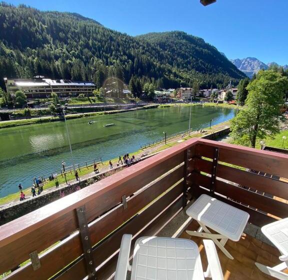 수피리어 룸, Cristallo