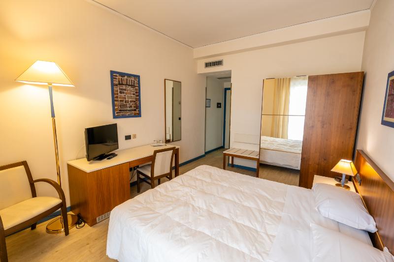 Номер Стандарт, Europa Palace