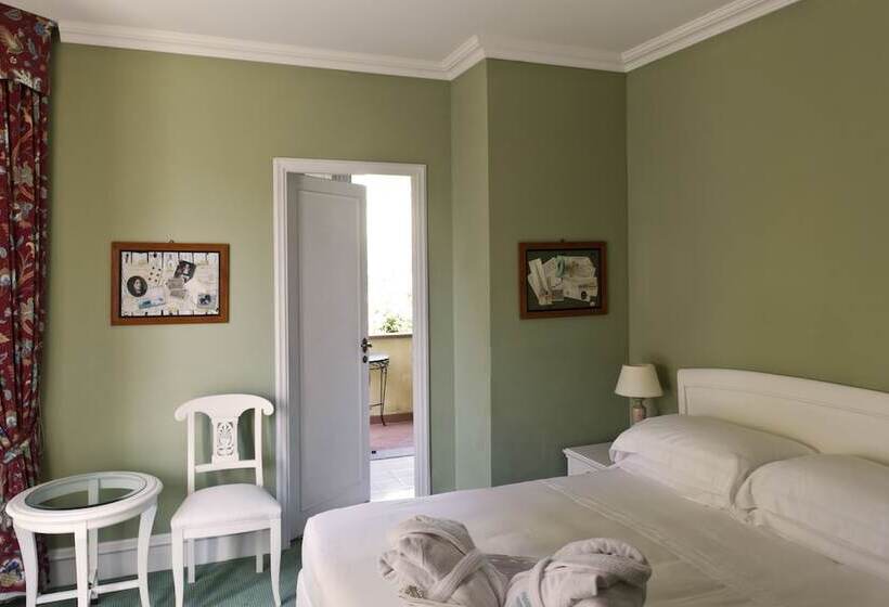 基本间, Franceschi