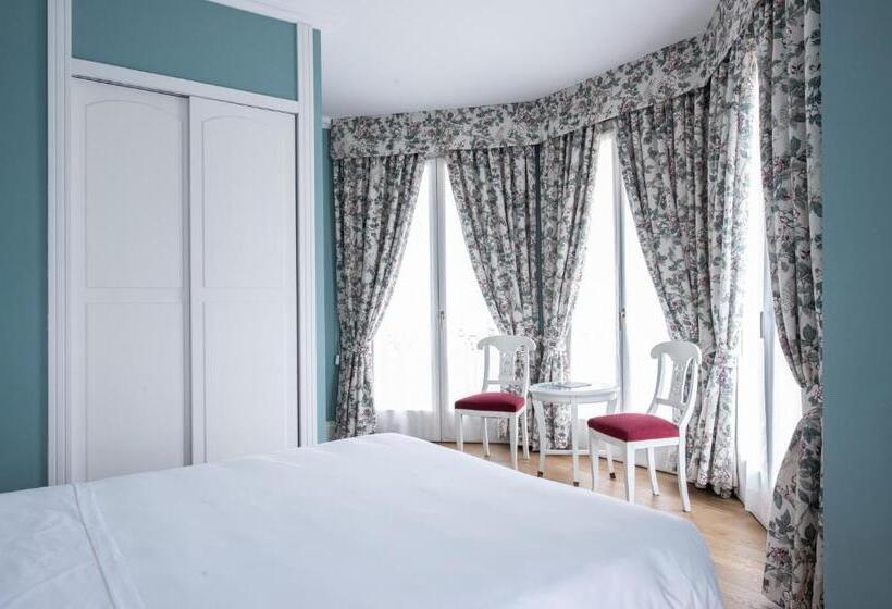 带阳台的豪华间, Franceschi