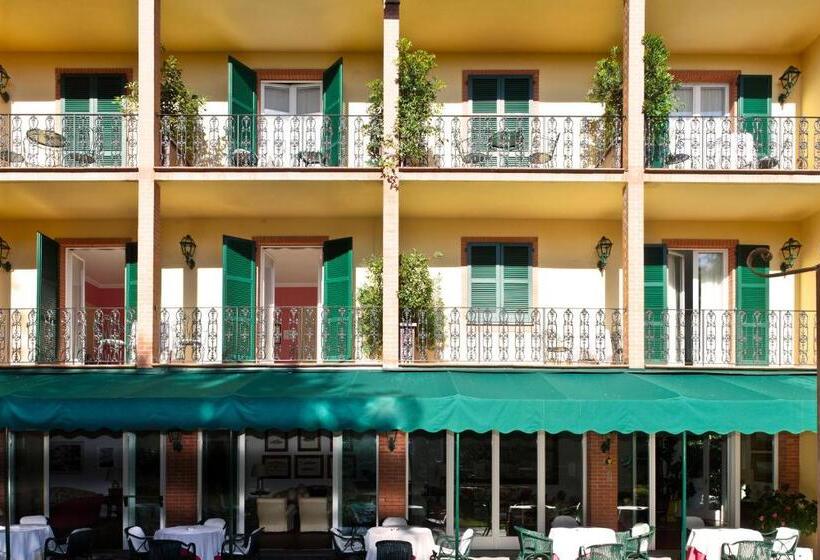 带阳台的标准单人间, Franceschi