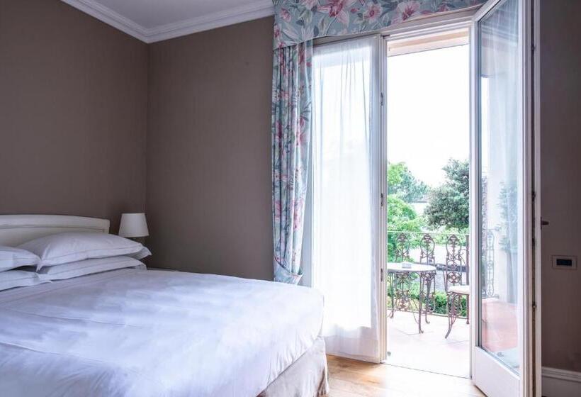 标准间带阳台, Franceschi