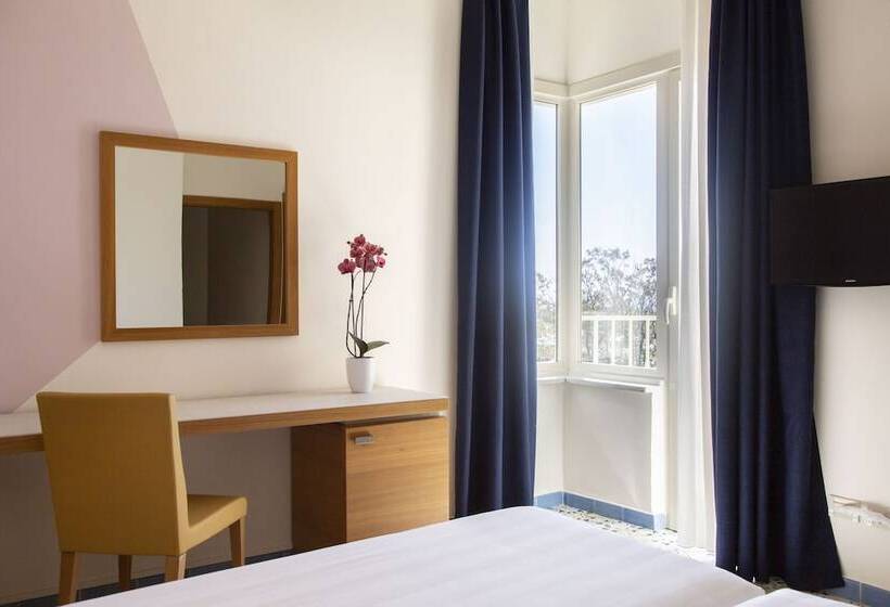 带海景的标准房, Grand