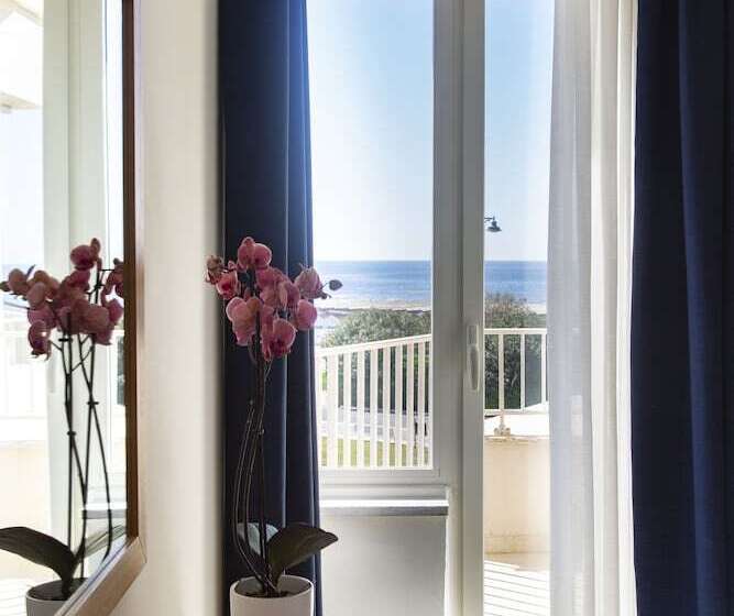 带海景的标准房, Grand