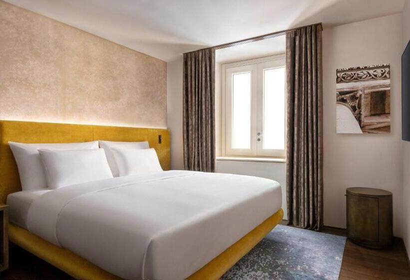 اتاق استاندارد با تخت بزرگ, Grand Universe Lucca, Autograph Collection