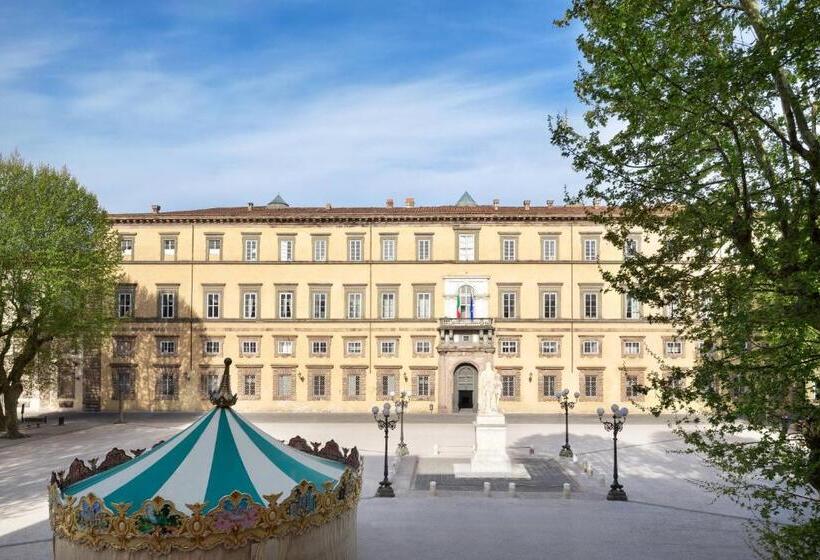 اتاق استاندارد با تخت بزرگ, Grand Universe Lucca, Autograph Collection