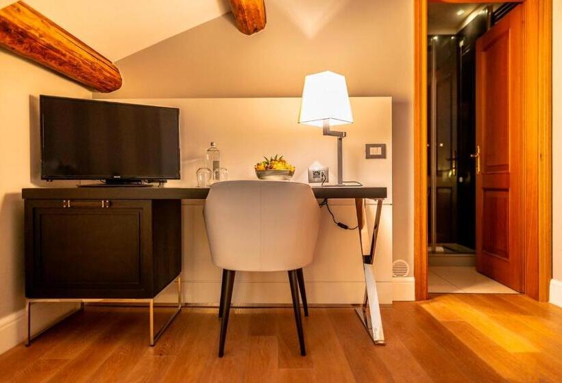 수피리어 트리플 룸, Grande Italia