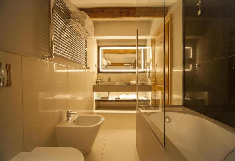 디럭스 트리플 룸, Grande Italia