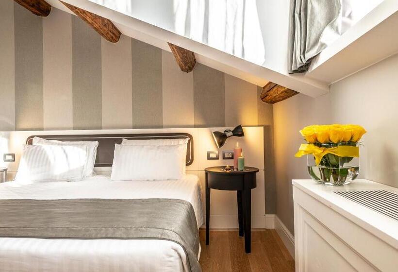 디럭스 트리플 룸, Grande Italia