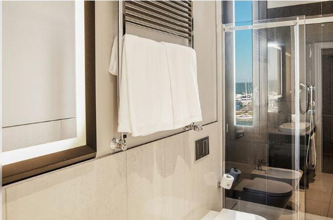 디럭스 룸 바다 전망, Grande Italia