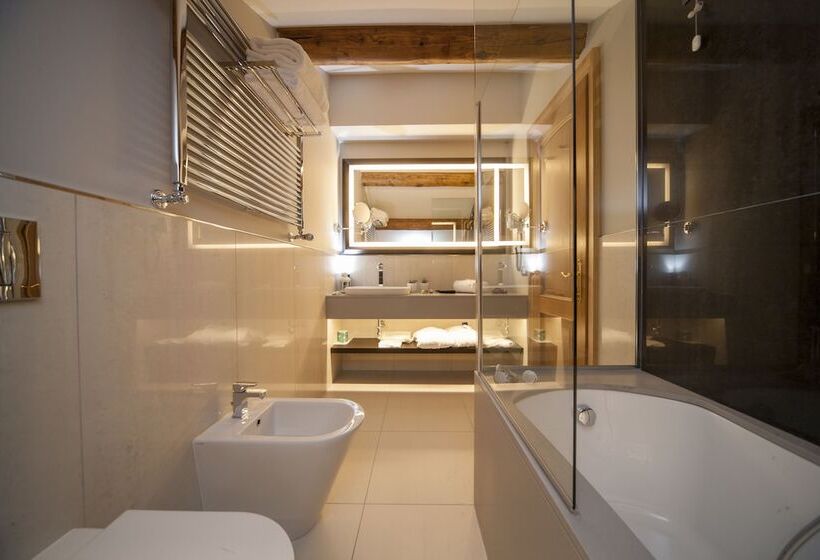 디럭스 트리플 룸, Grande Italia