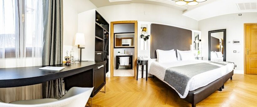 수피리어 룸, Grande Italia