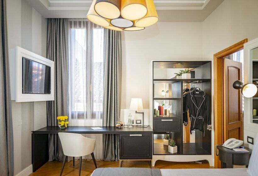 수피리어 룸, Grande Italia