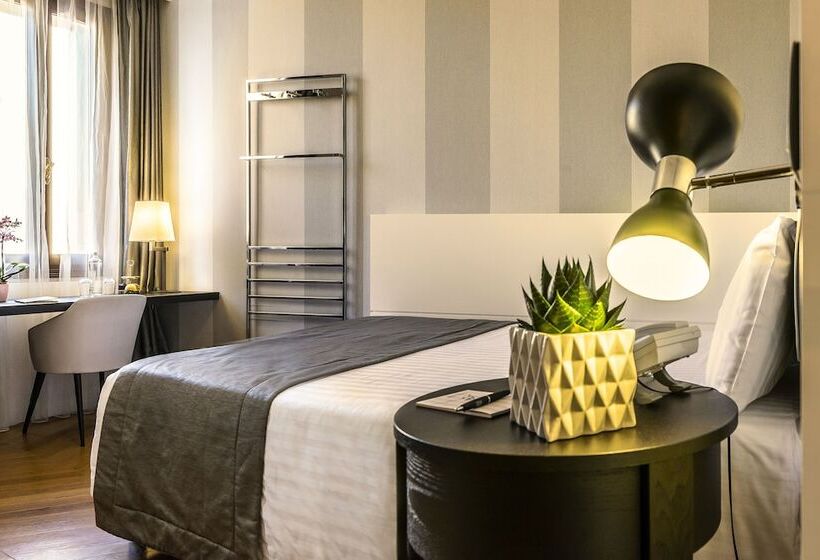 이코노미 룸, Grande Italia