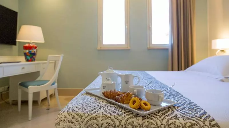اتاق استاندارد, Hellenia Yachting Hotel & Spa